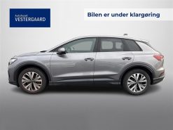 Alternative view of Audi Q4 40 E-tron Attitude 204HK 5d Aut.